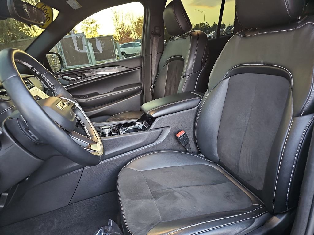 Certified 2022 Jeep Grand Cherokee Altitude image 15