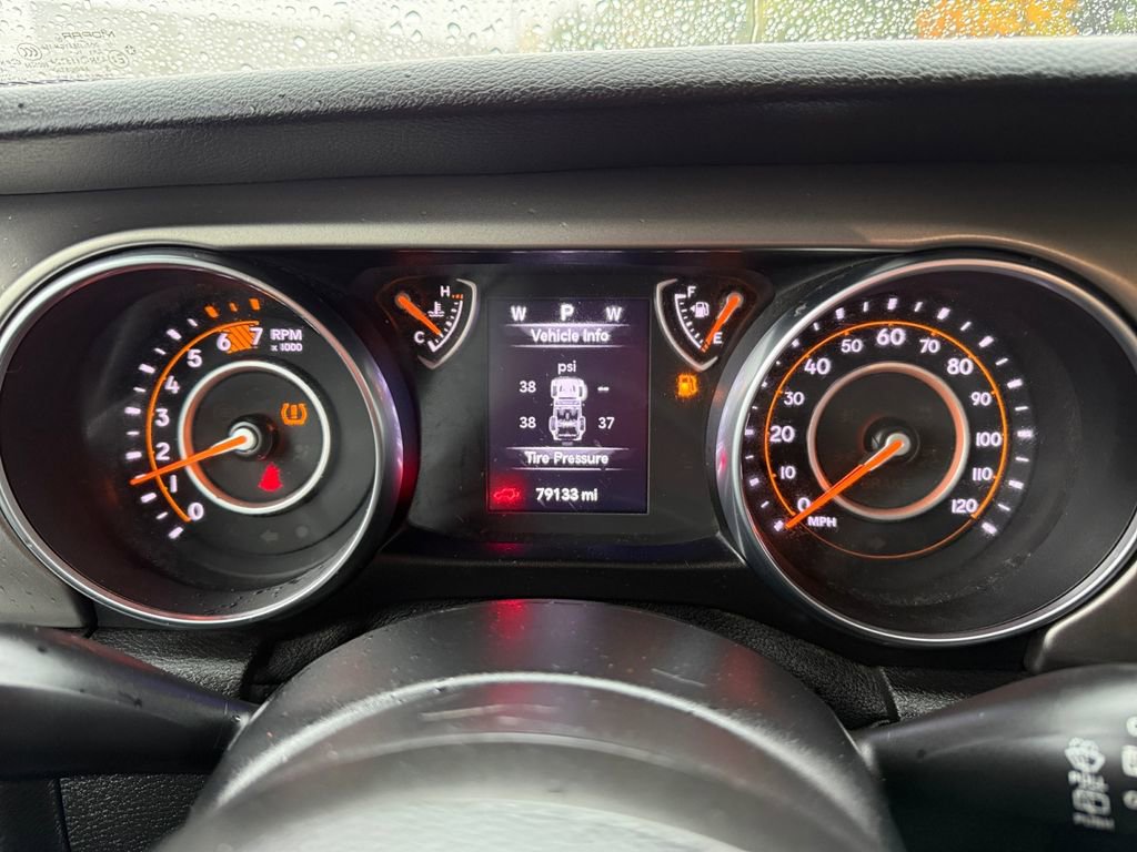 Used 2020 Jeep Wrangler Sport image 13