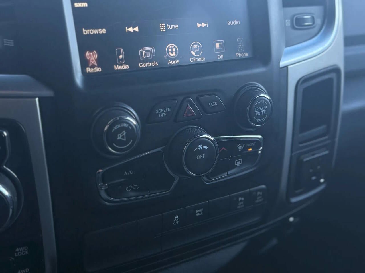 Used 2016 RAM 1500 Big Horn AWD/4WD image 10