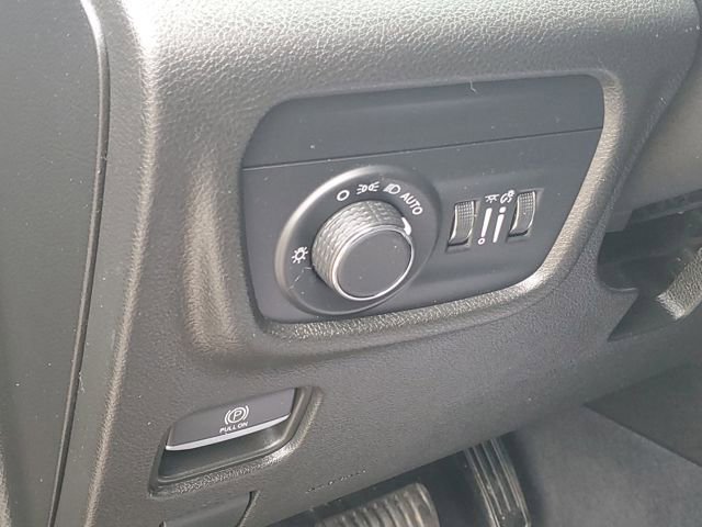 Used 2023 Jeep Grand Cherokee L Laredo AWD/4WD image 10