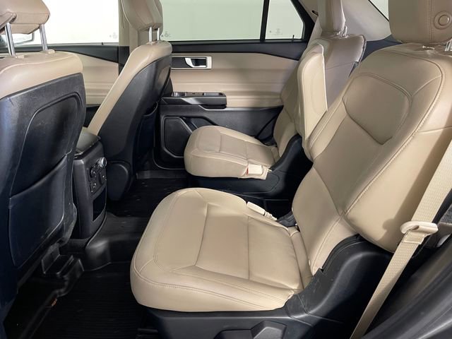 Used 2020 Ford Explorer XLT w/ Equipment Group 202A image 16