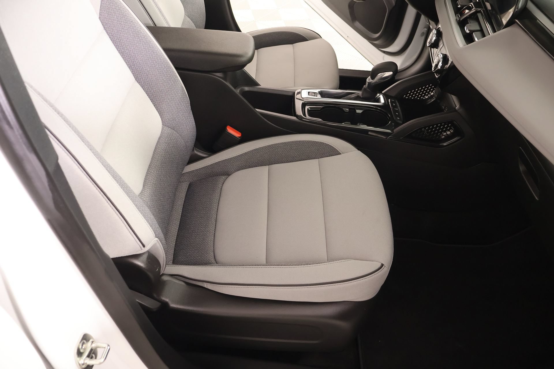 Used 2026 Chevrolet TrailBlazer LT w/ Convenience Package FWD image 13