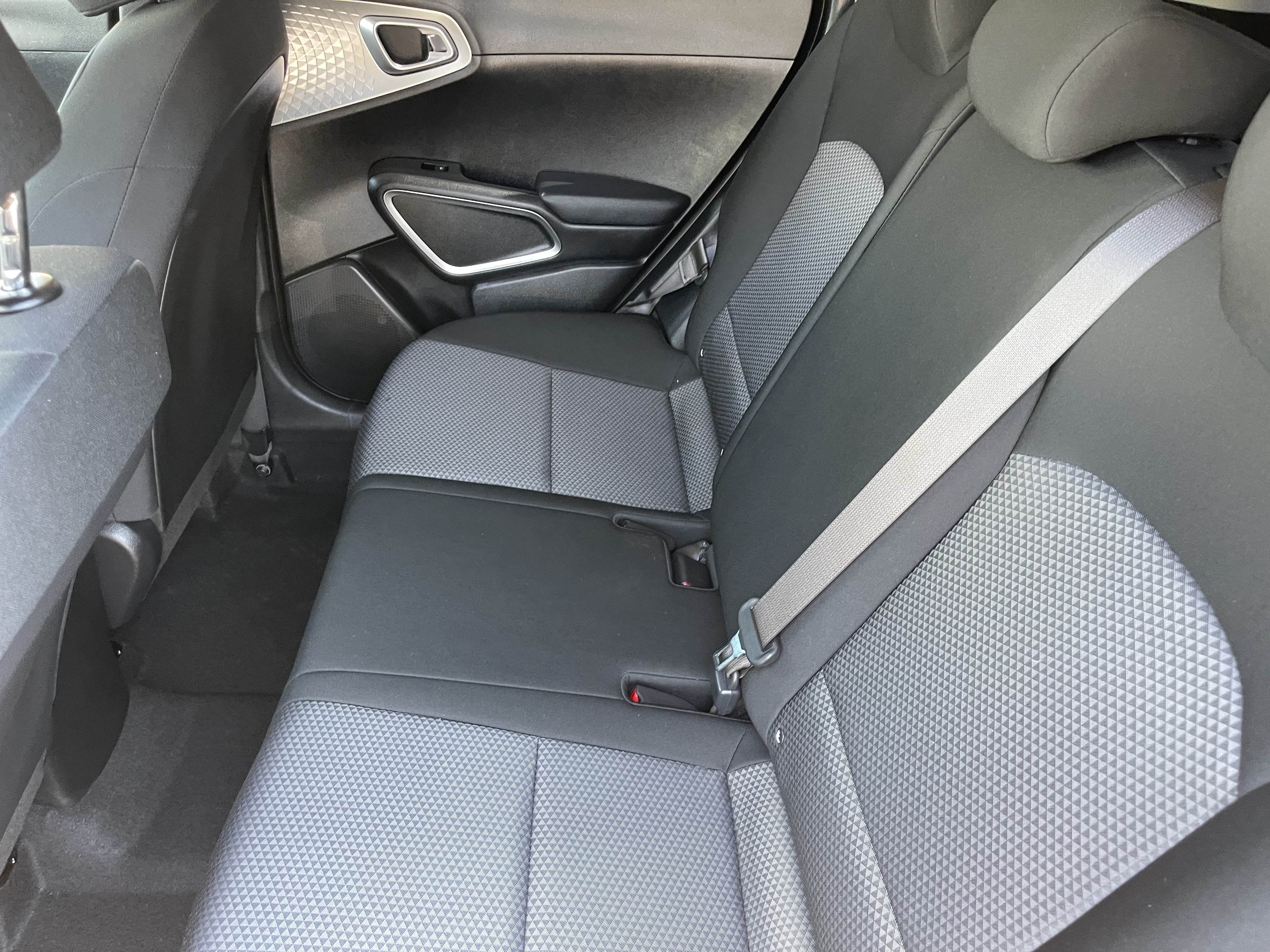 Certified 2023 Kia Soul LX w/ LX Technology Package FWD image 16