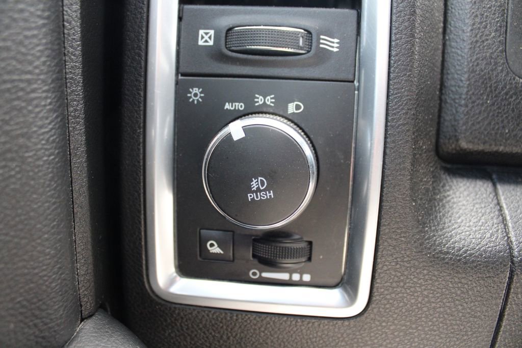 Used 2021 RAM 1500 Classic Warlock AWD/4WD image 22
