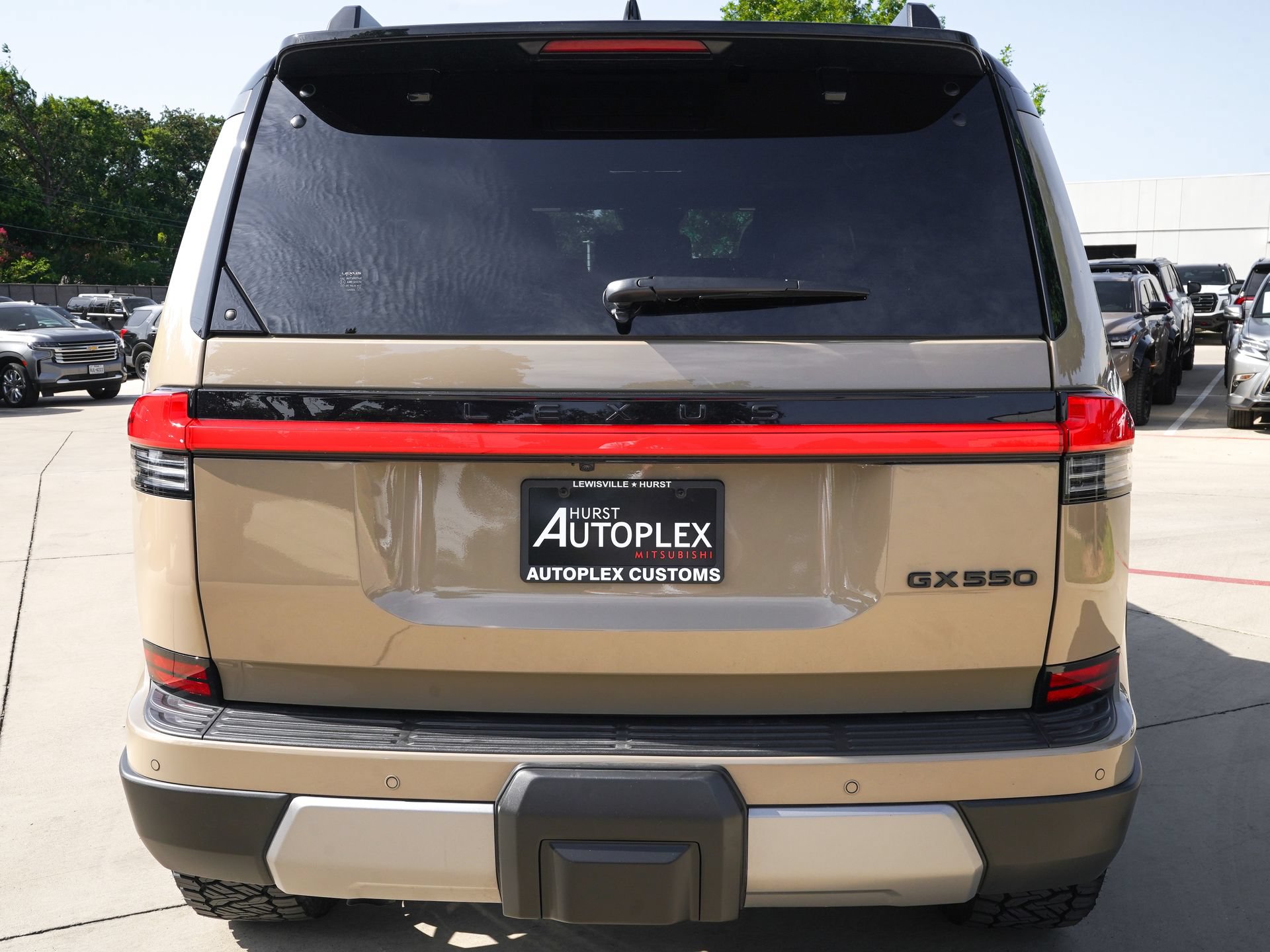 Used 2025 Lexus GX 550 AWD/4WD image 4