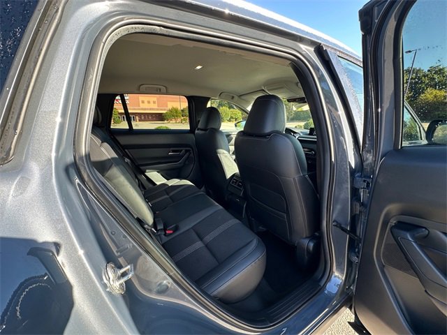 Used 2024 MAZDA CX-50 AWD 2.5 S w/ Preferred Package image 17