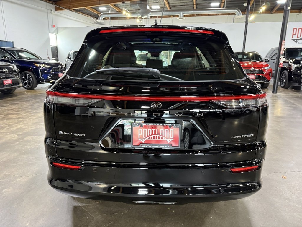 New 2025 Toyota Crown Signia image 7