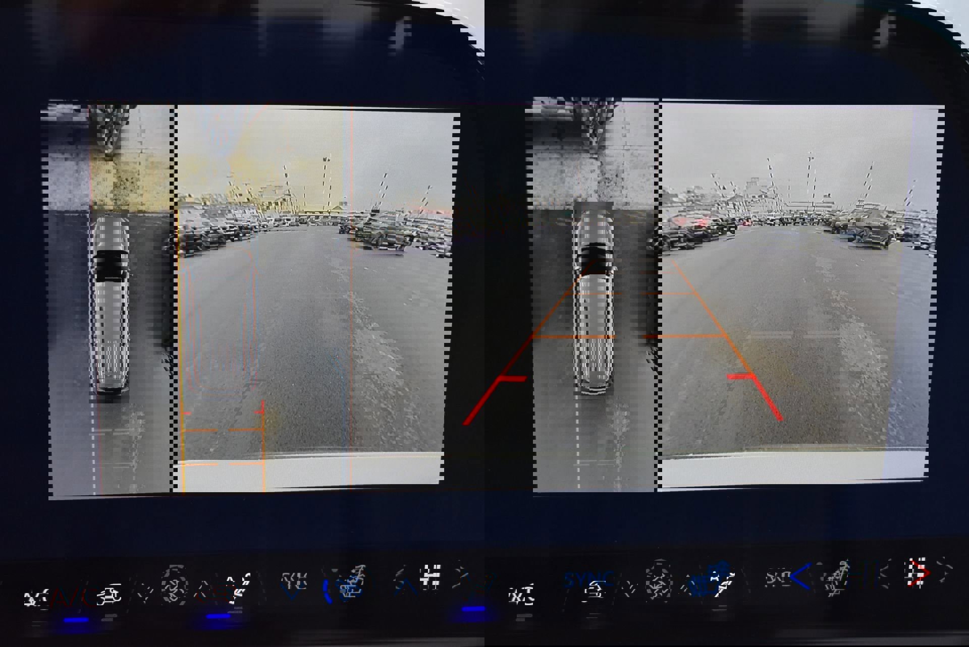 New 2026 Chevrolet Traverse LT w/ Midnight/Sport Edition image 26