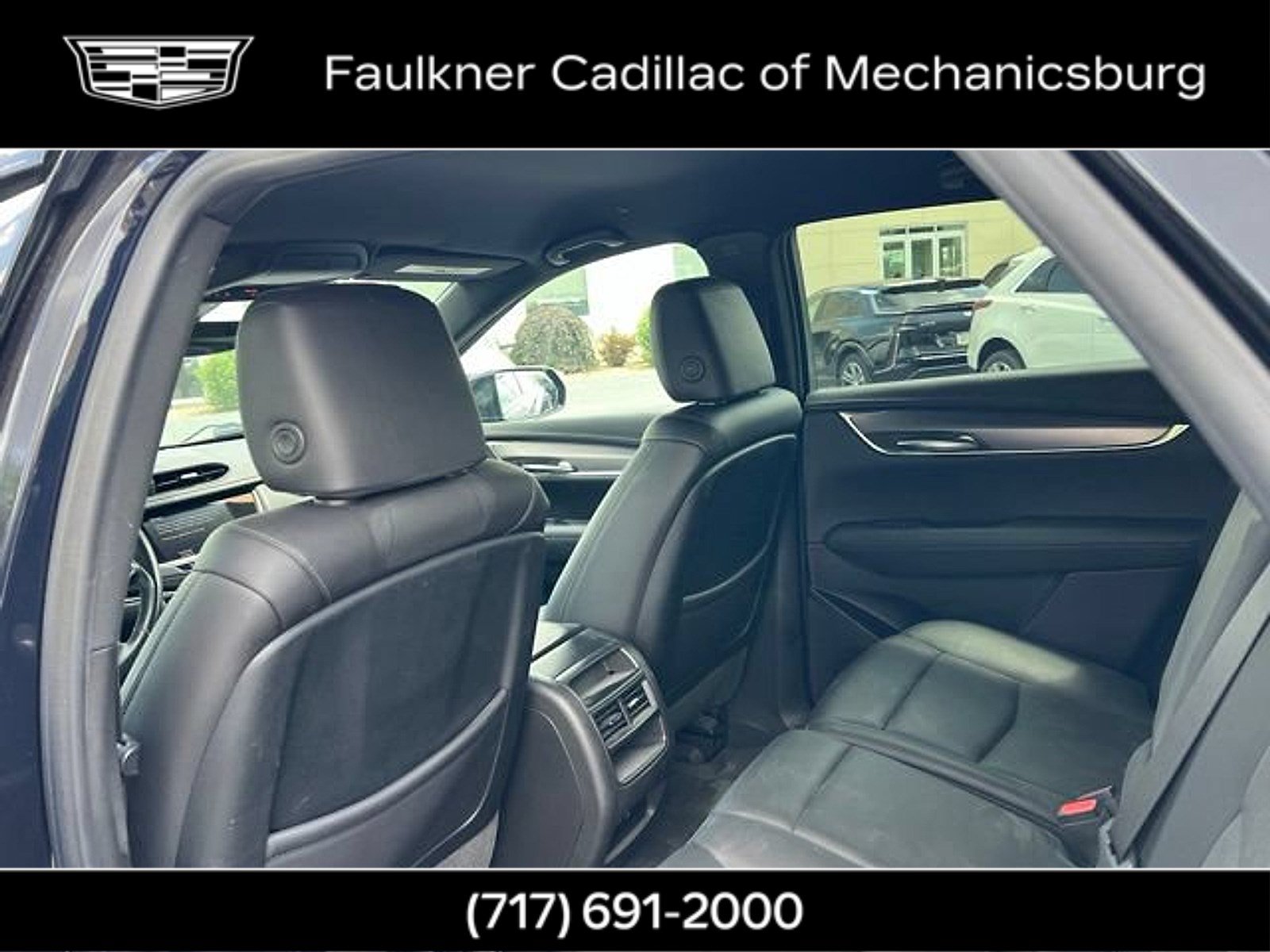 Used 2022 Cadillac XT5 Luxury w/ LPO, Floor Liner Package AWD/4WD image 17