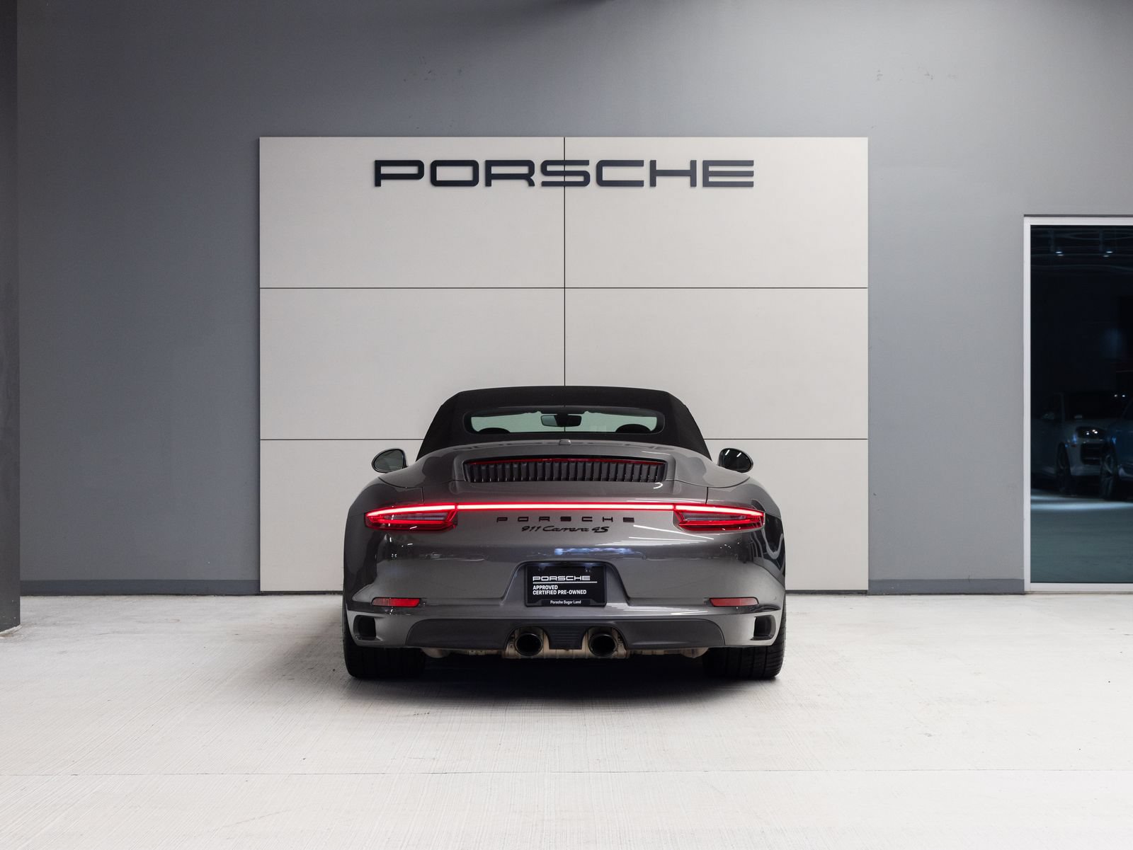 Certified 2018 Porsche 911 Carrera 4S AWD/4WD image 6