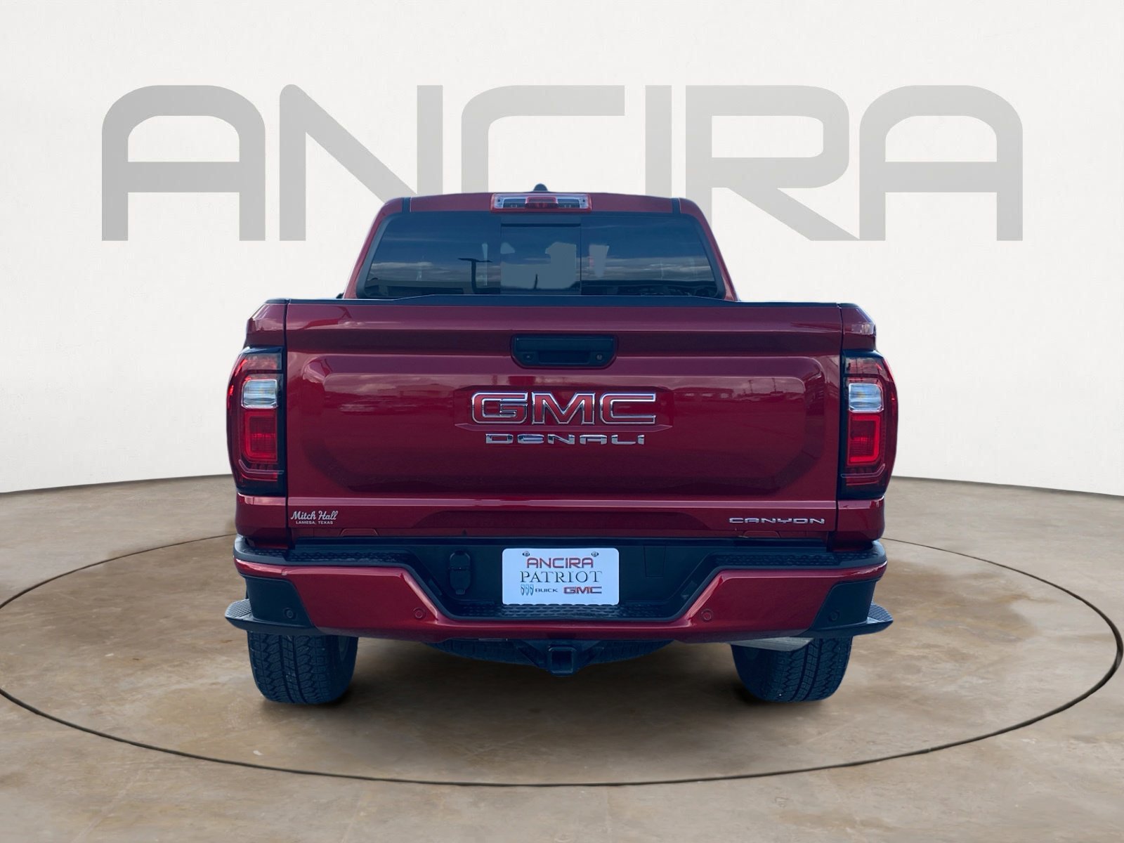 Used 2023 GMC Canyon Denali image 9