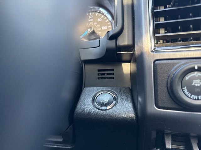 Used 2021 Ford Expedition Platinum AWD/4WD image 32