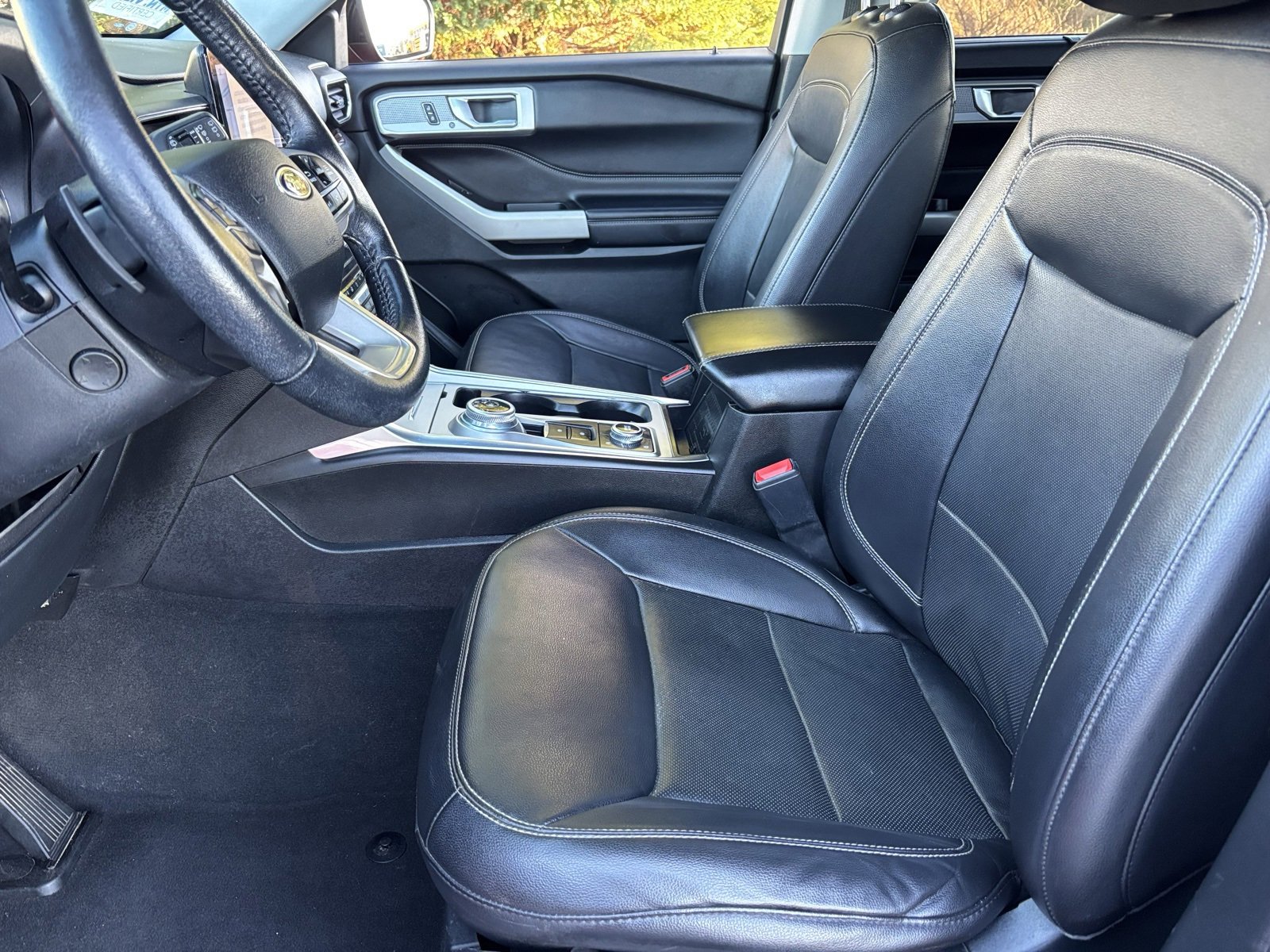 Used 2021 Ford Explorer Limited w/ Equipment Group 301A image 16