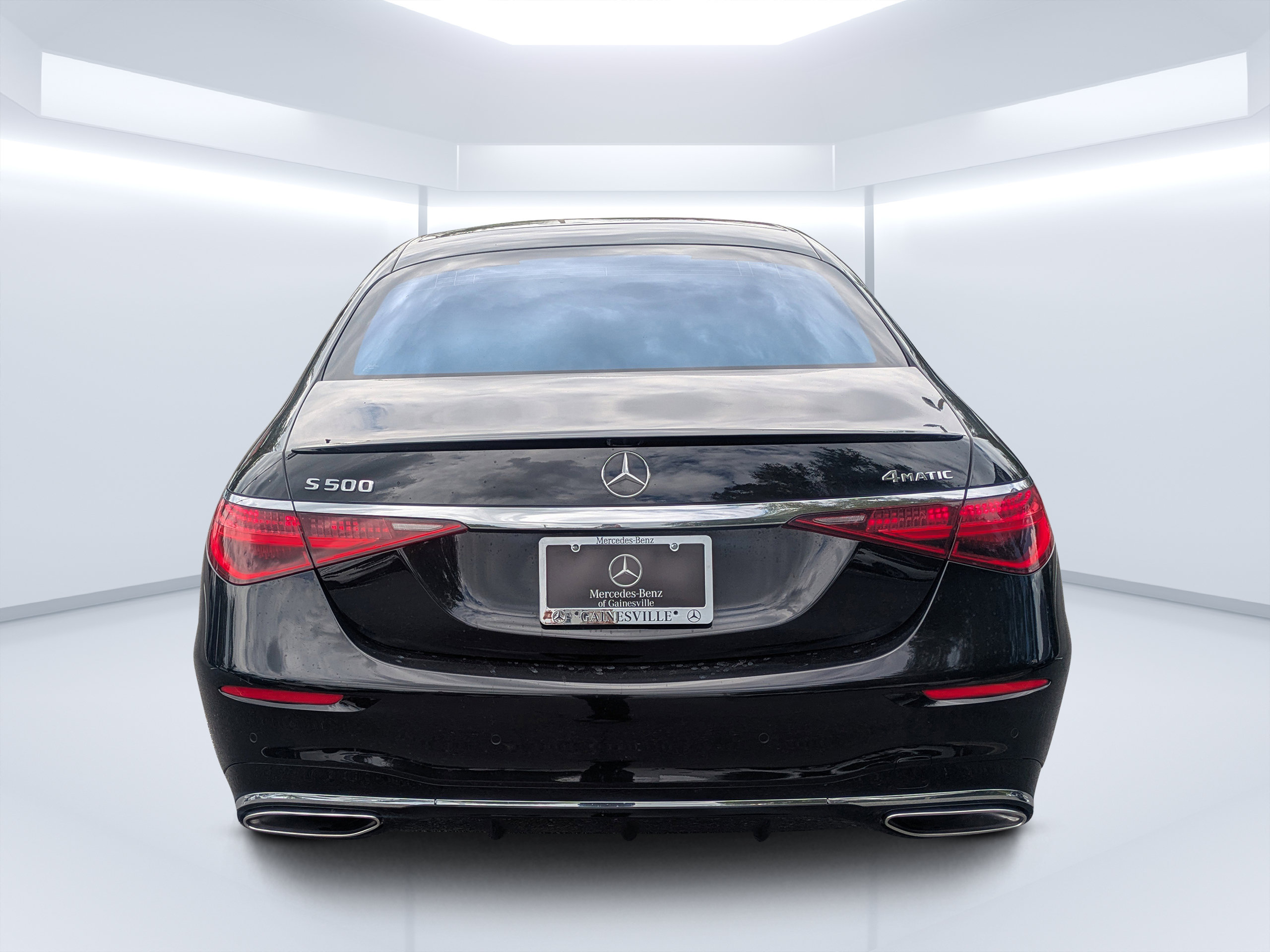 Certified 2023 Mercedes-Benz S 500 4MATIC image 4
