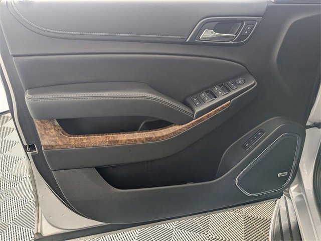 Used 2017 Chevrolet Suburban Premier image 10