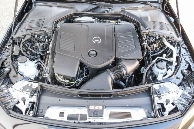 Used 2025 Mercedes-Benz CLE 300 4MATIC Cabriolet image 28