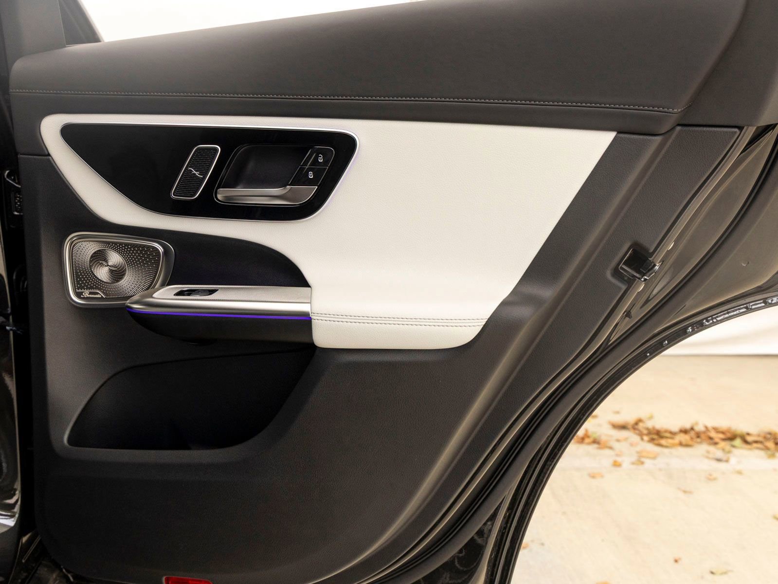 New 2026 Mercedes-Benz GLC 300 image 22