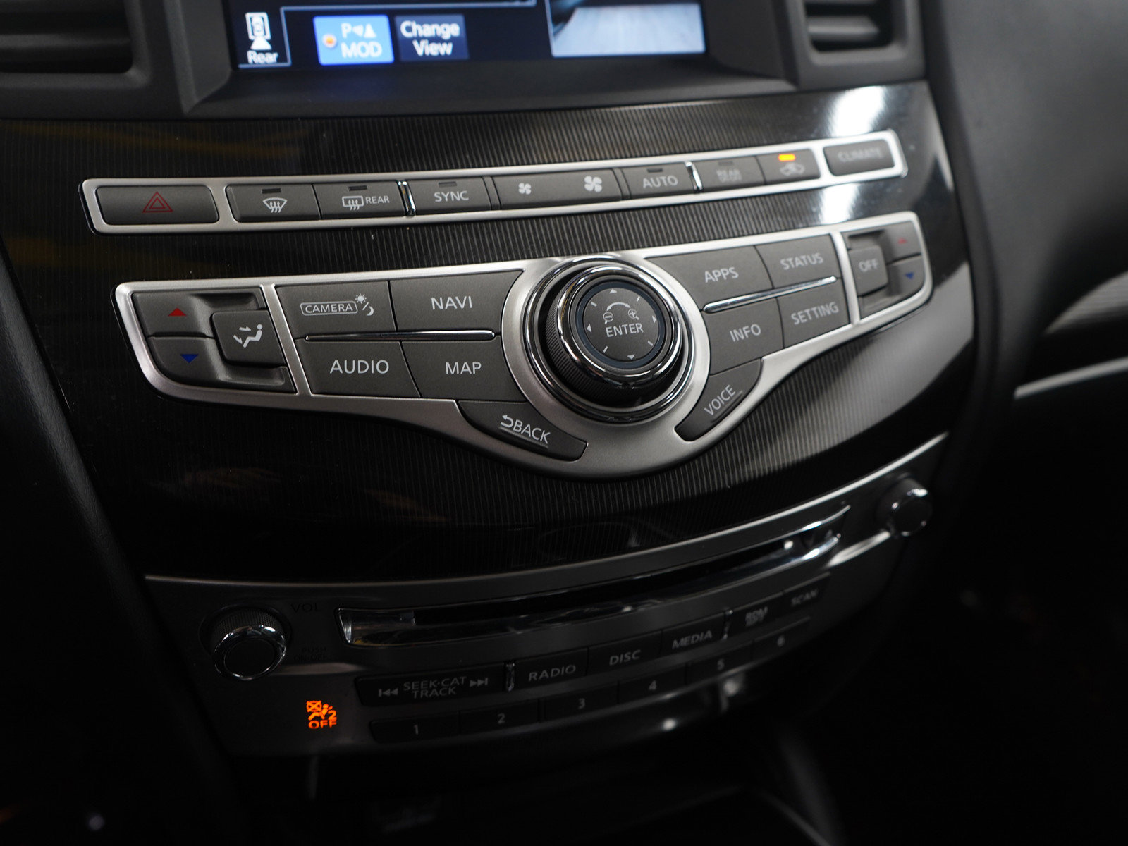 Used 2019 INFINITI QX60 Luxe w/ Essential Package image 23