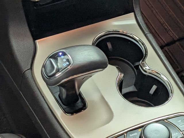 Used 2015 Jeep Grand Cherokee Summit image 22