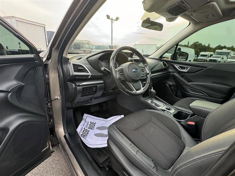 Used 2020 Subaru Forester Premium image 33