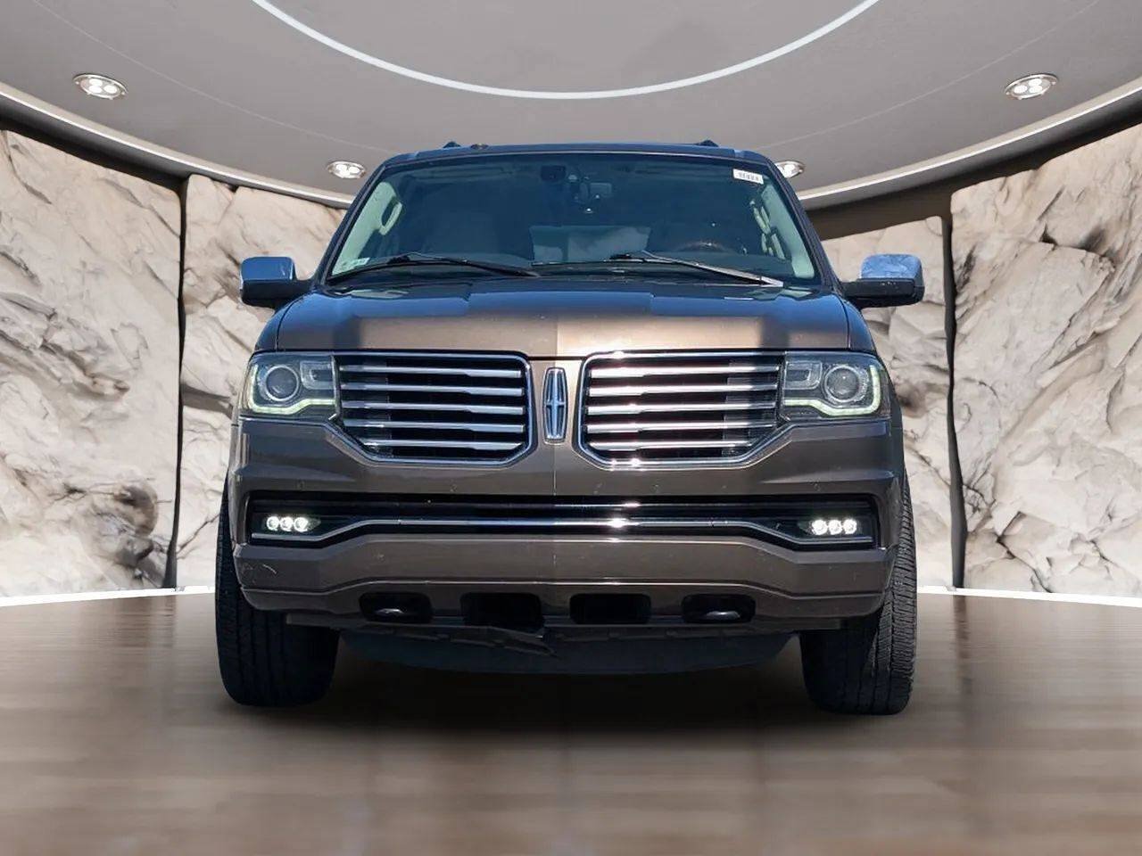 Used 2015 Lincoln Navigator L 2WD w/ Equipment Group 101A Reserve image 19