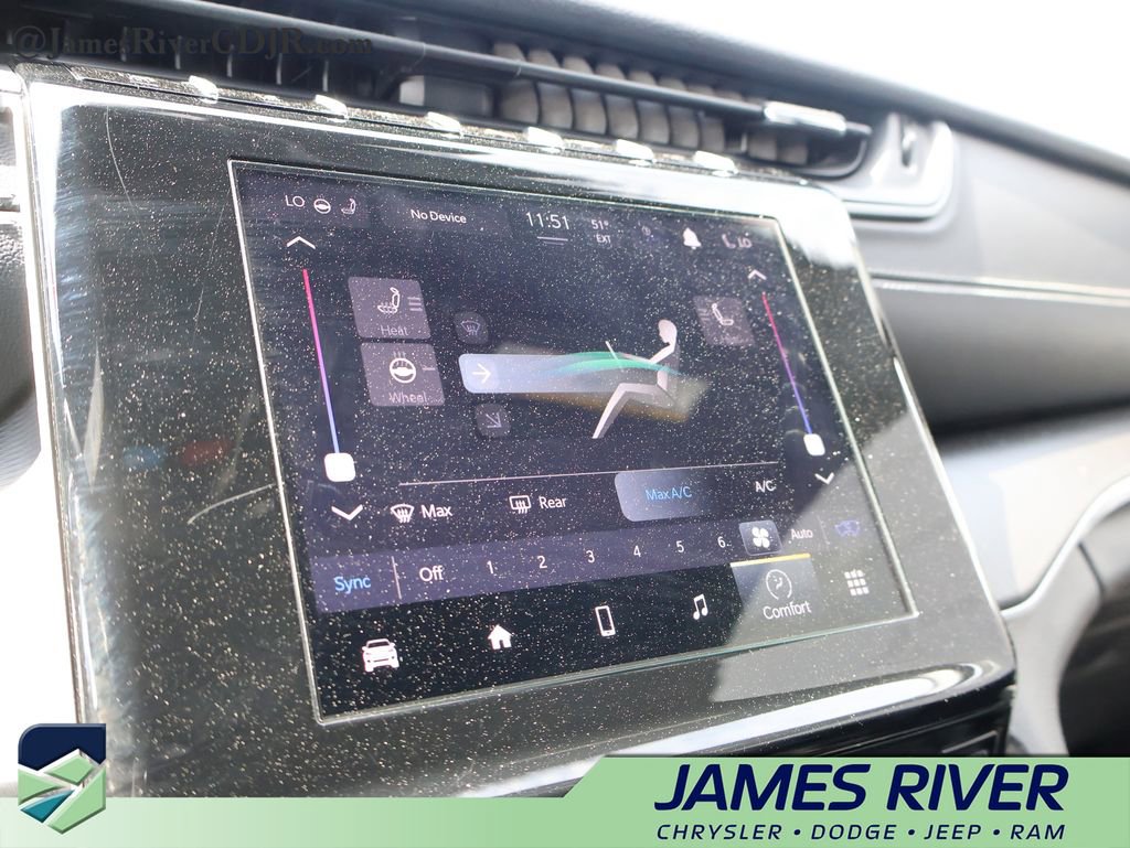 Used 2024 Jeep Grand Cherokee Altitude image 33