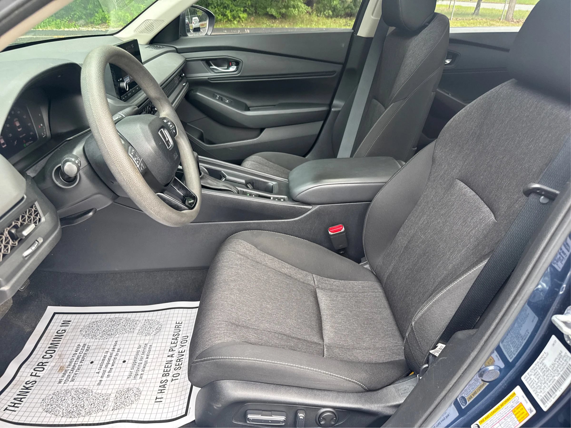 Used 2023 Honda Accord EX image 11