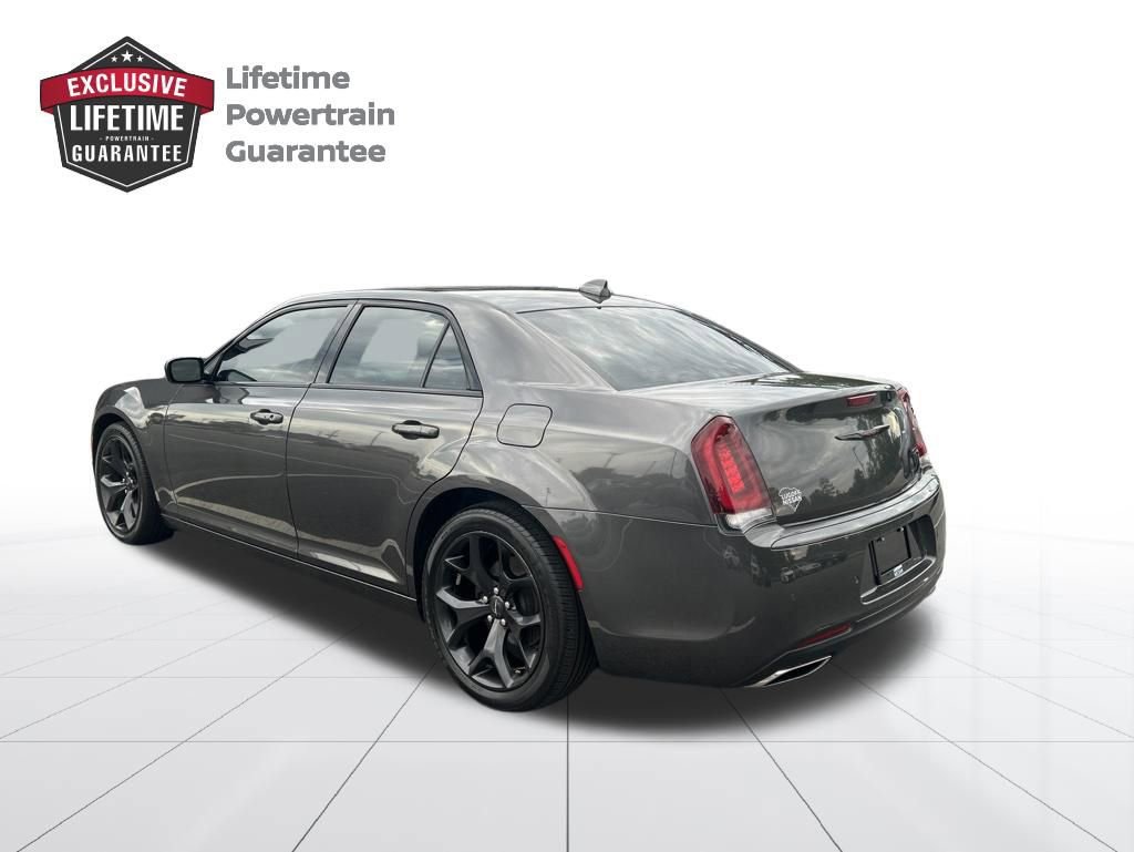 Used 2021 Chrysler 300 S RWD image 3