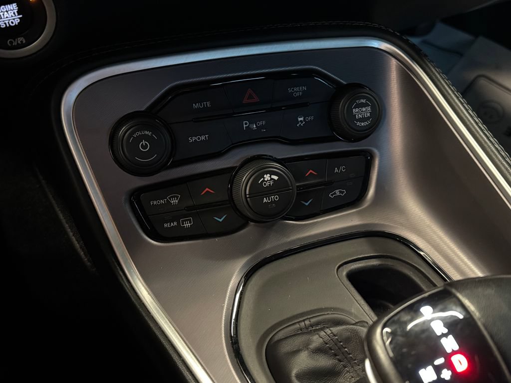 Used 2022 Dodge Challenger GT AWD/4WD image 15