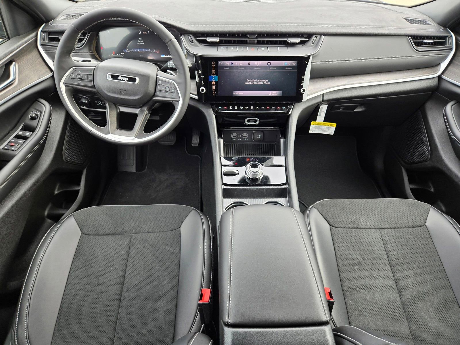 New 2026 Jeep Grand Cherokee Altitude AWD/4WD image 9