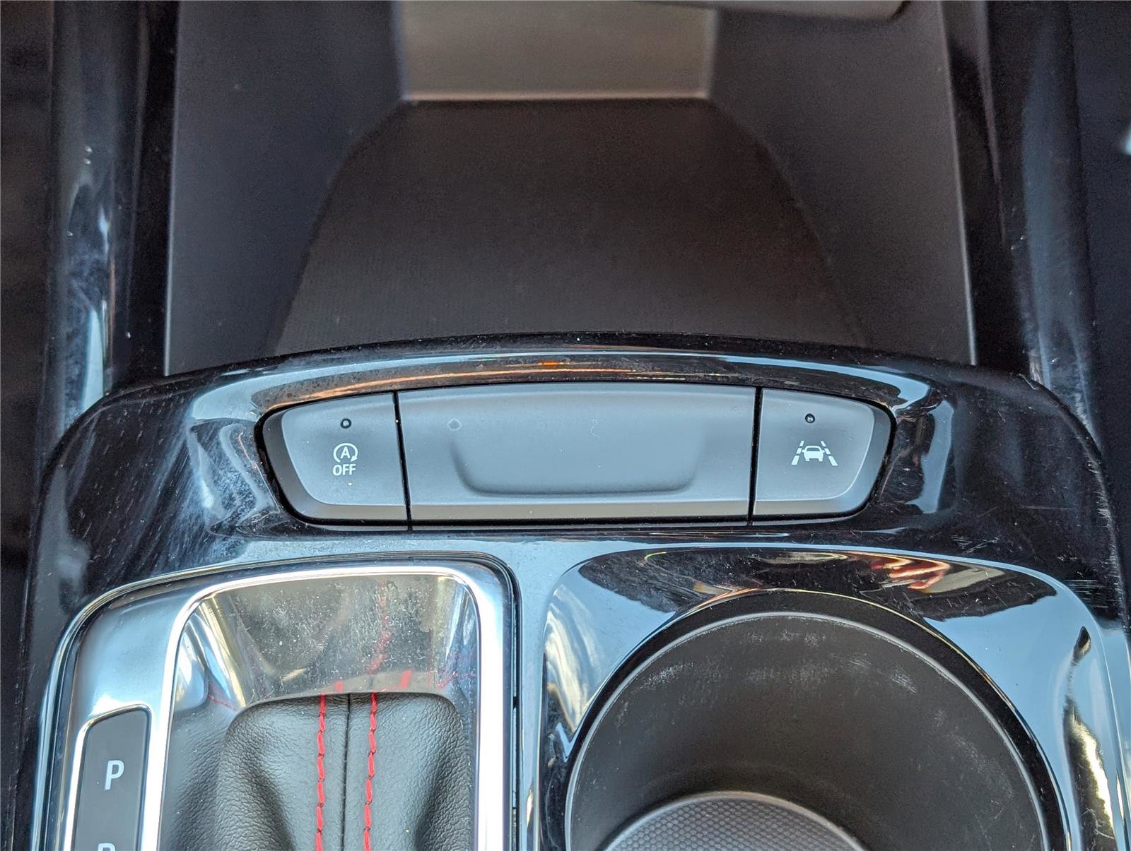 Used 2024 Chevrolet Trax RS image 25