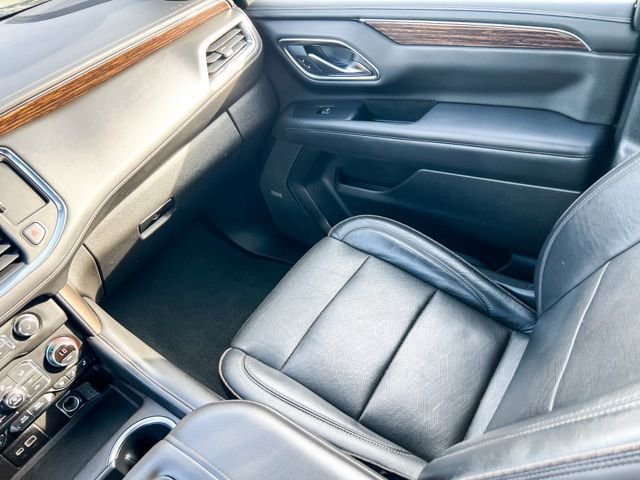 Used 2021 Chevrolet Tahoe High Country w/ Premium Package image 13