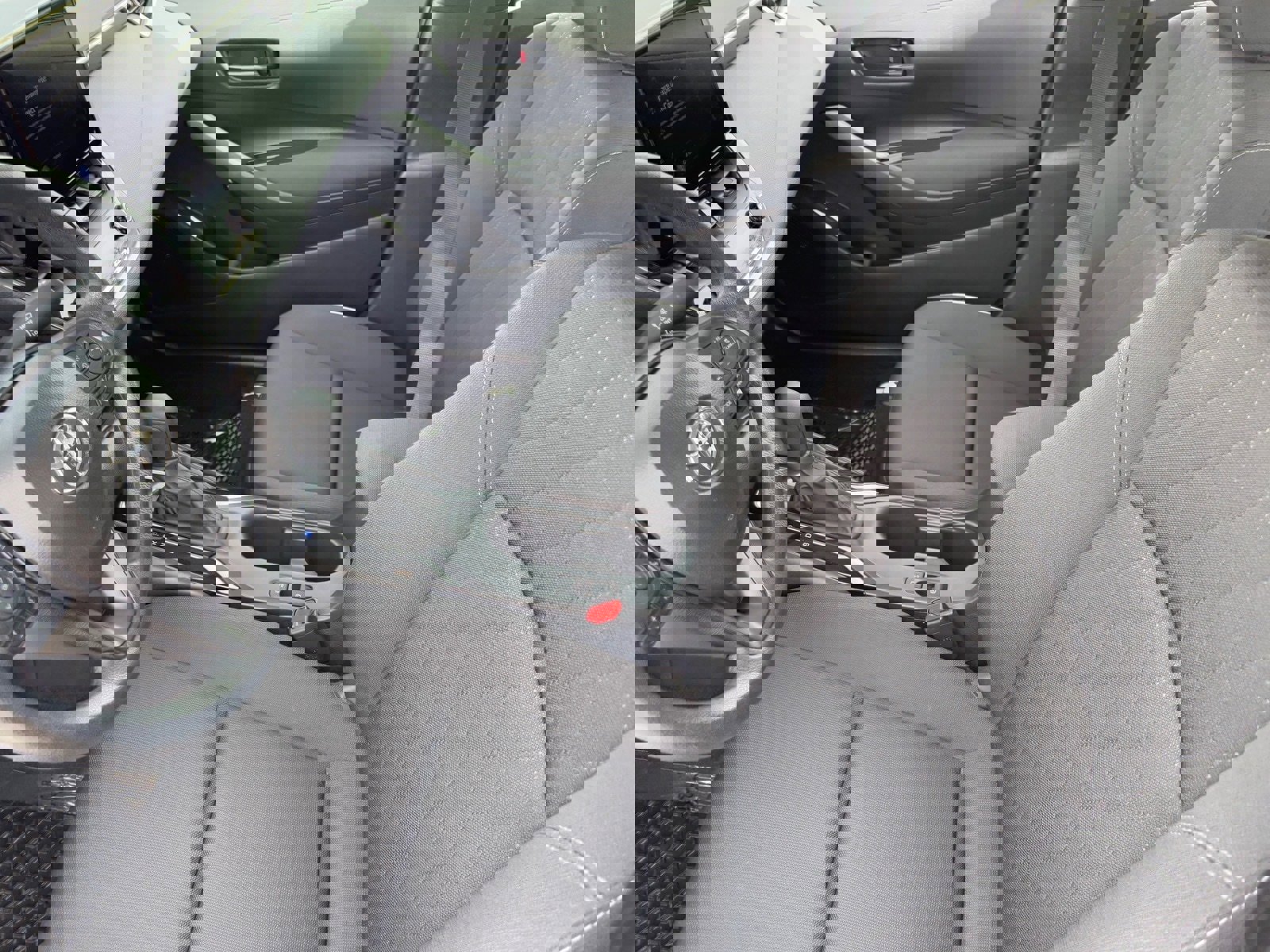 Used 2025 Toyota Corolla LE image 17