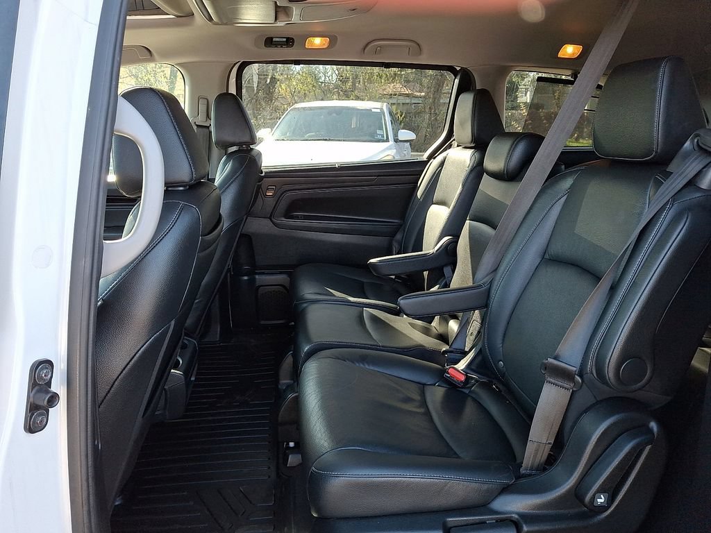 Used 2021 Honda Odyssey Touring image 11