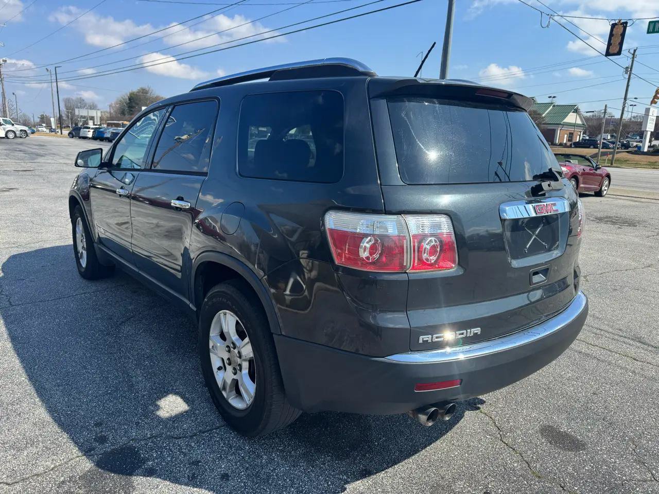Used 2007 GMC Acadia SLE w/ Preferred Package FWD image 8
