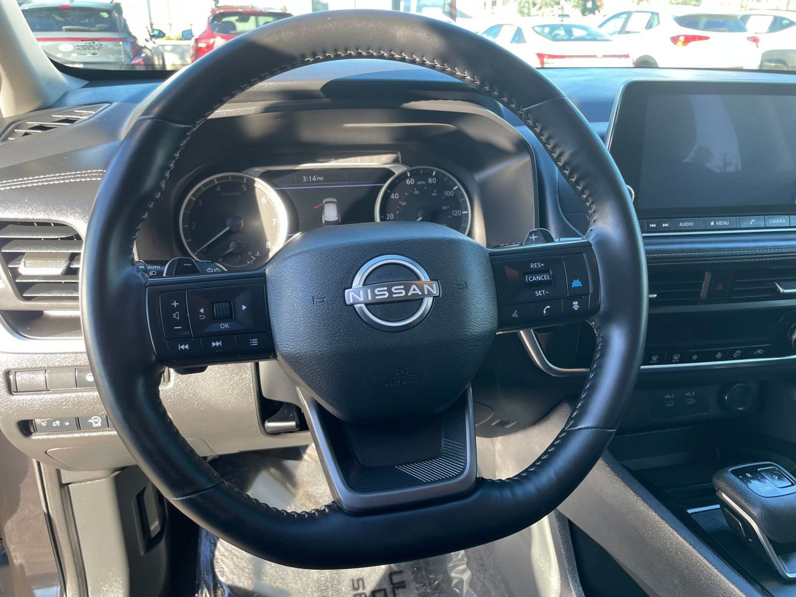 Used 2025 Nissan Rogue SV image 28