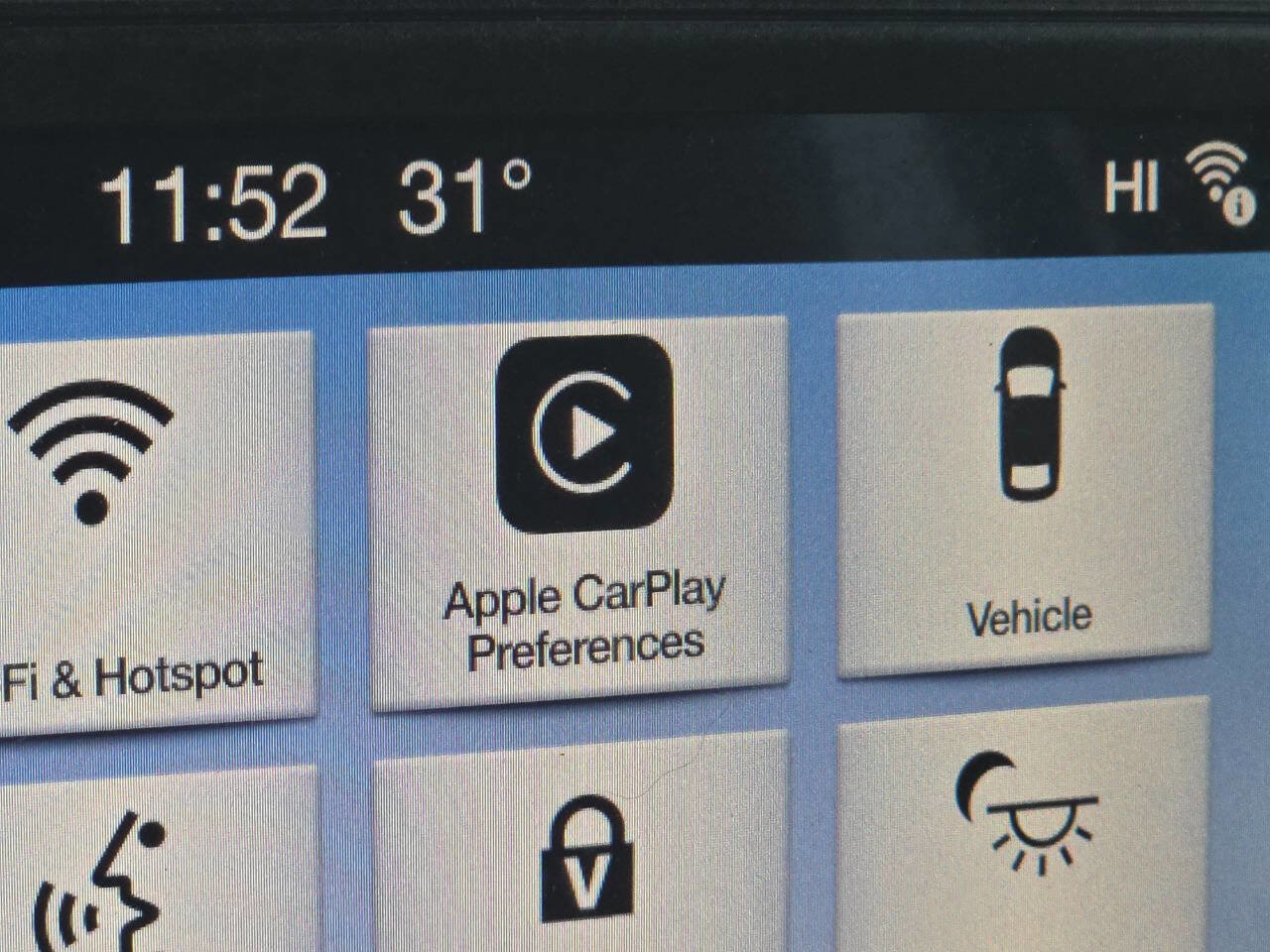 Used 2019 Ford Expedition Max XLT w/ Equipment Group 202A image 16