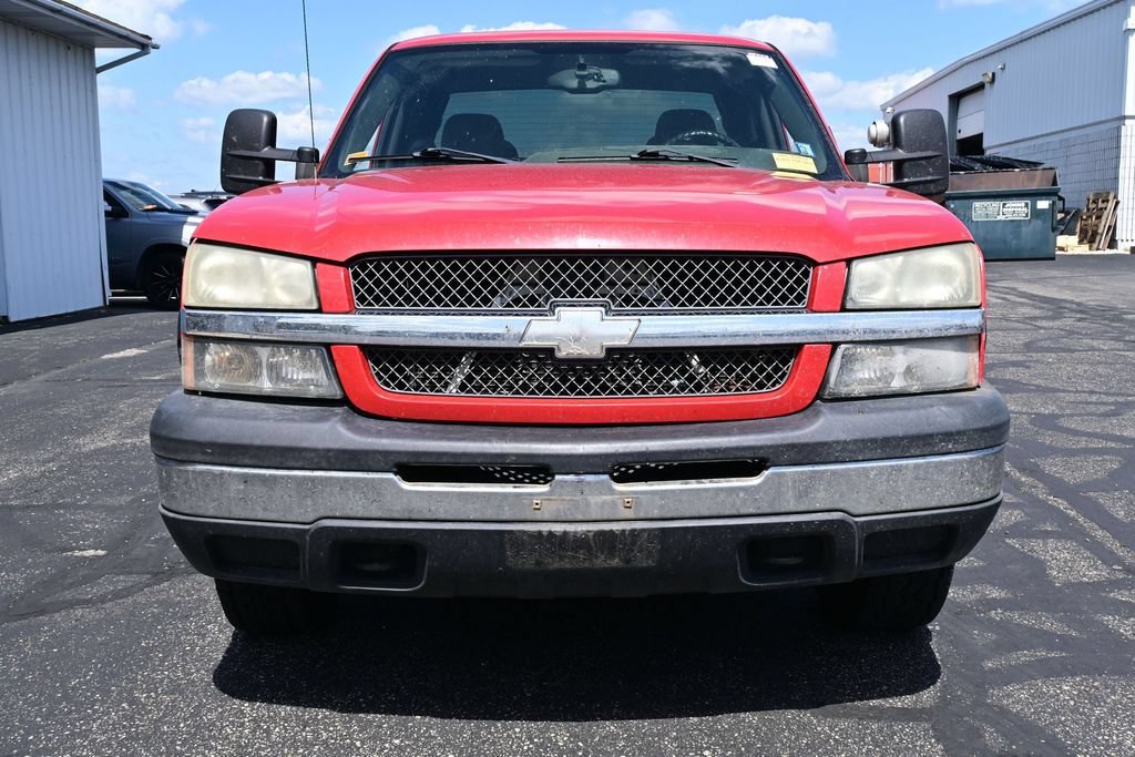 Used 2005 Chevrolet Silverado 1500 LS w/ Light Duty Power Package AWD/4WD image 11