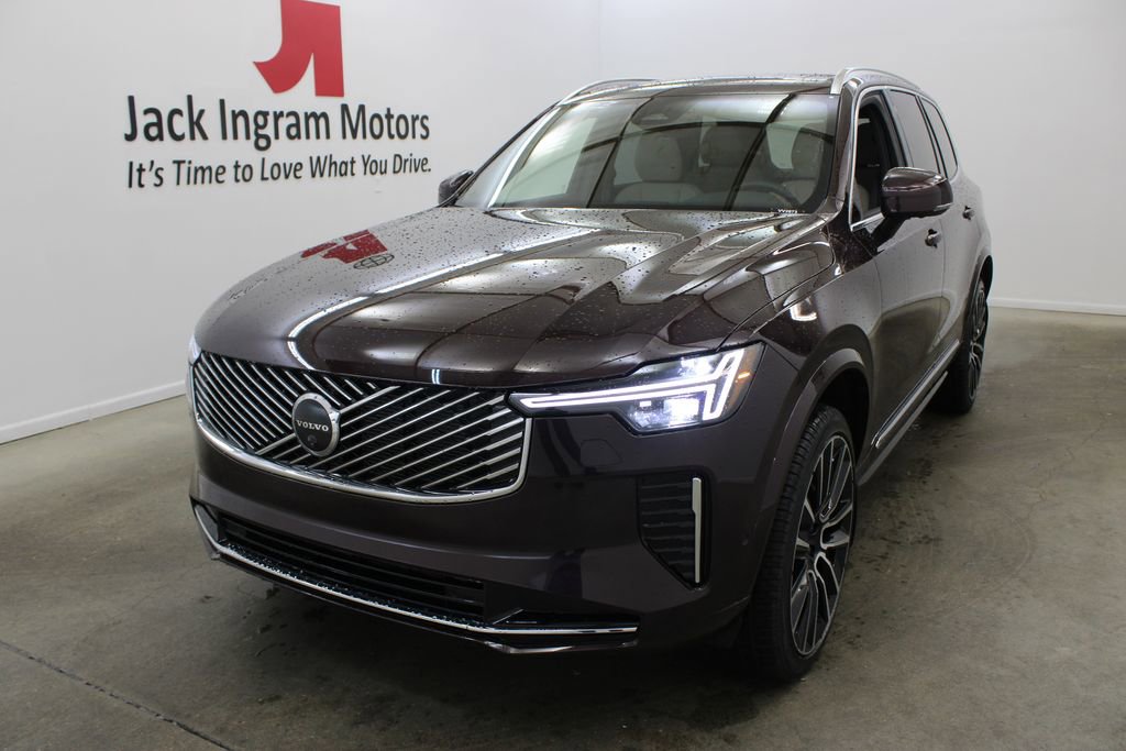 New 2026 Volvo XC90 B6 Plus w/ Protection Package image 2