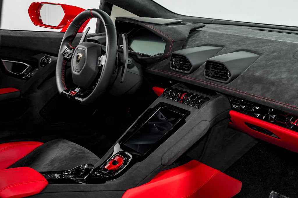 Used 2023 Lamborghini Huracan Tecnica RWD image 33