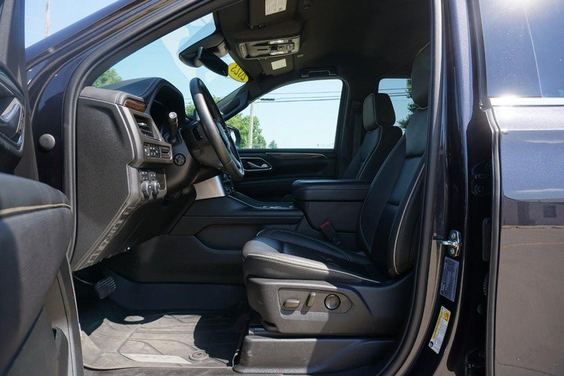 Used 2023 Chevrolet Tahoe Premier AWD/4WD image 28