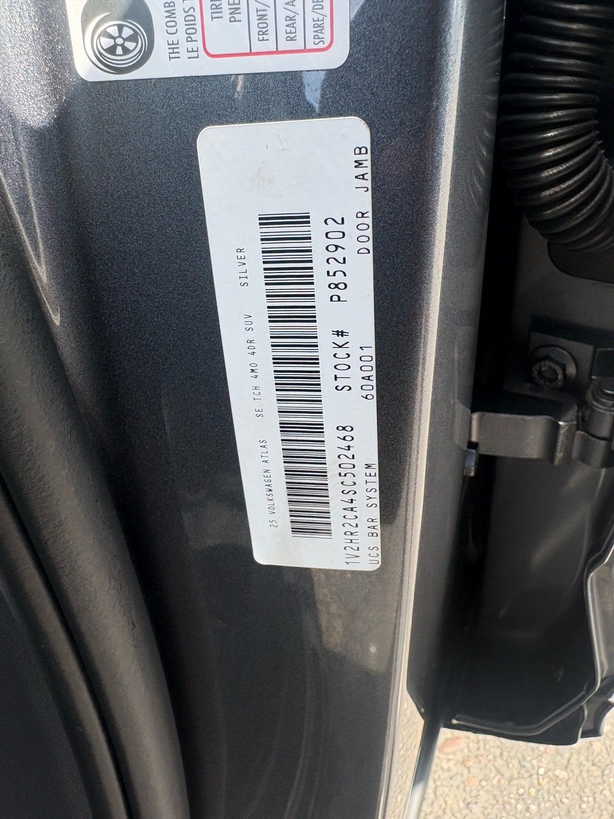 Used 2025 Volkswagen Atlas SE AWD/4WD image 30
