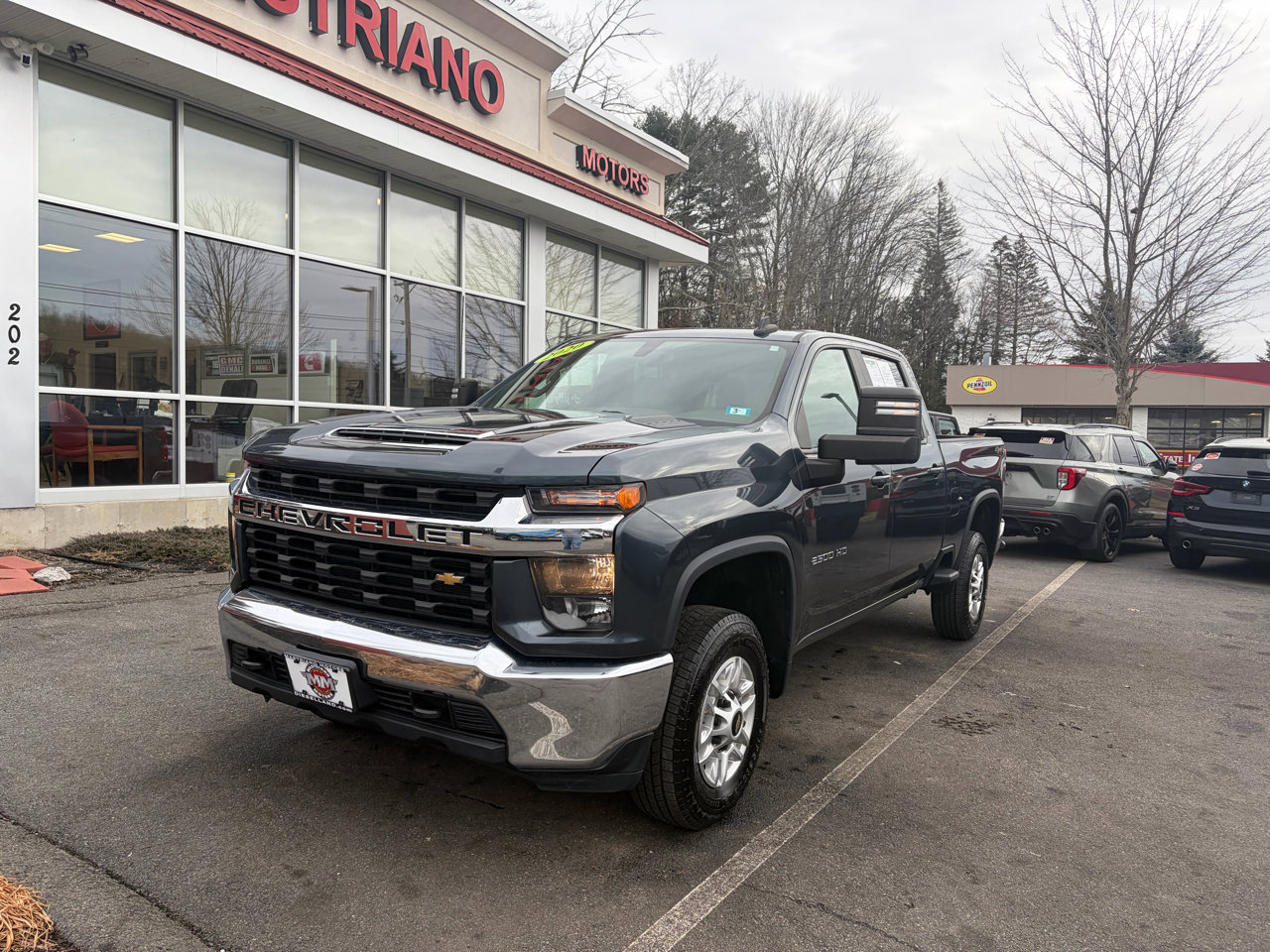 Used 2020 Chevrolet Silverado 2500 LT w/ Fleet Comfort Package image 2