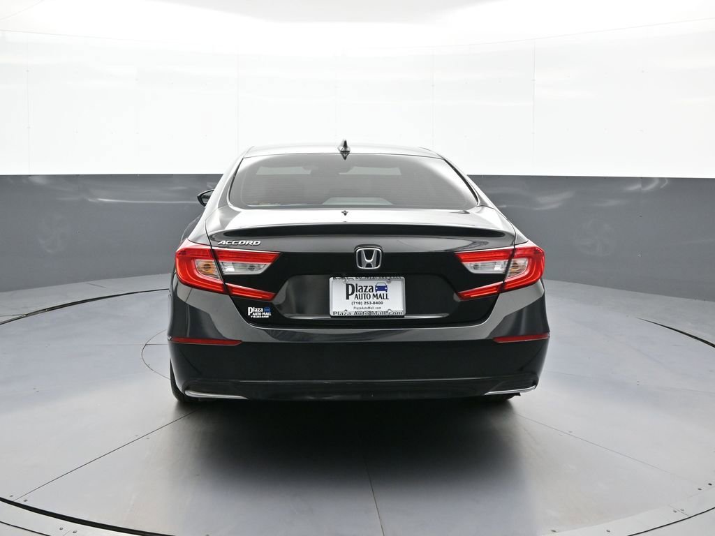 Used 2018 Honda Accord EX image 7