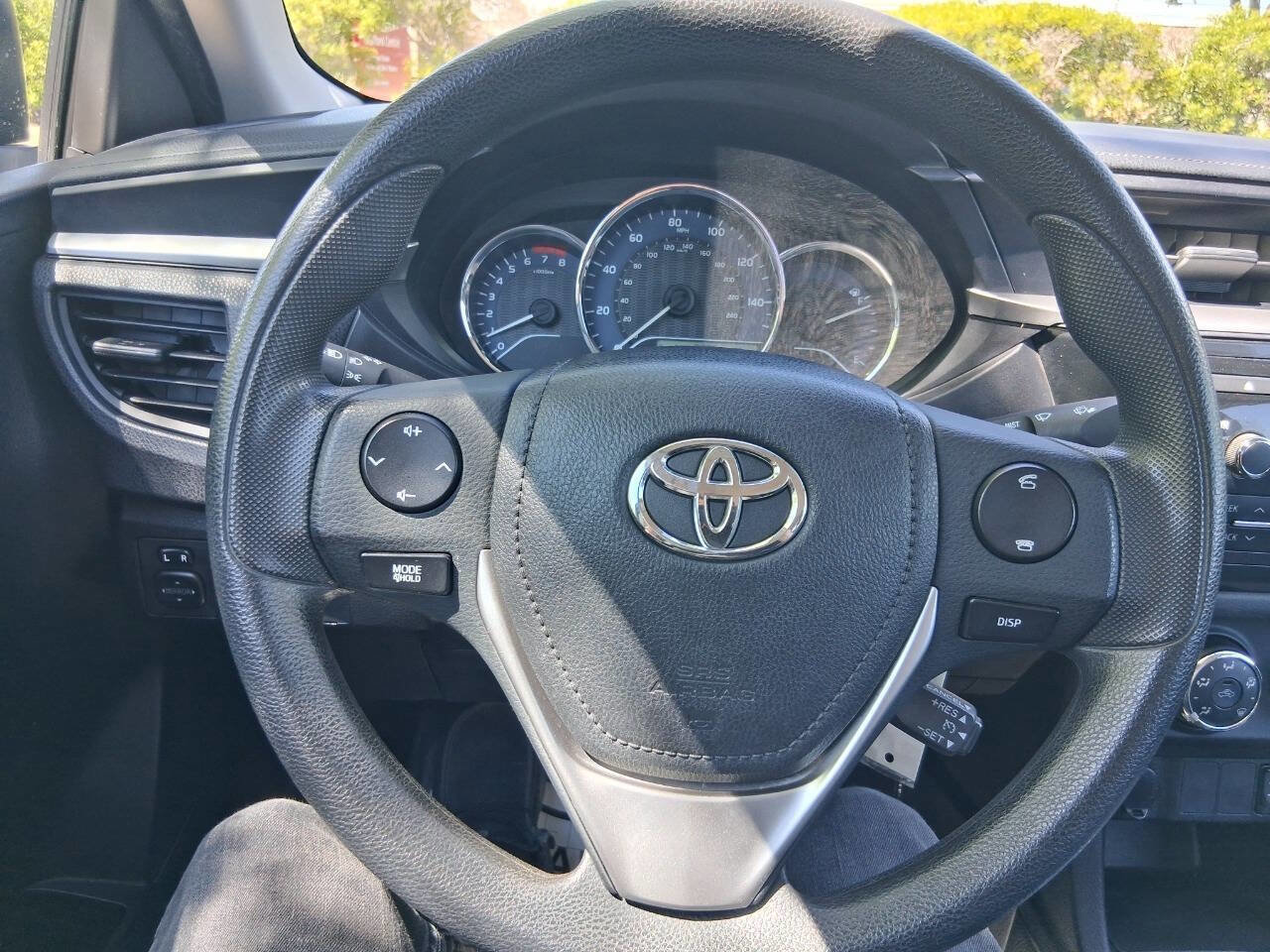 Used 2015 Toyota Corolla L image 17