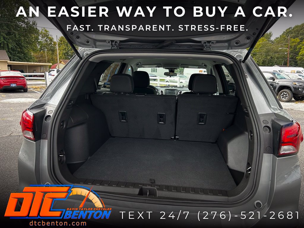 Used 2024 Chevrolet Equinox LT FWD image 27