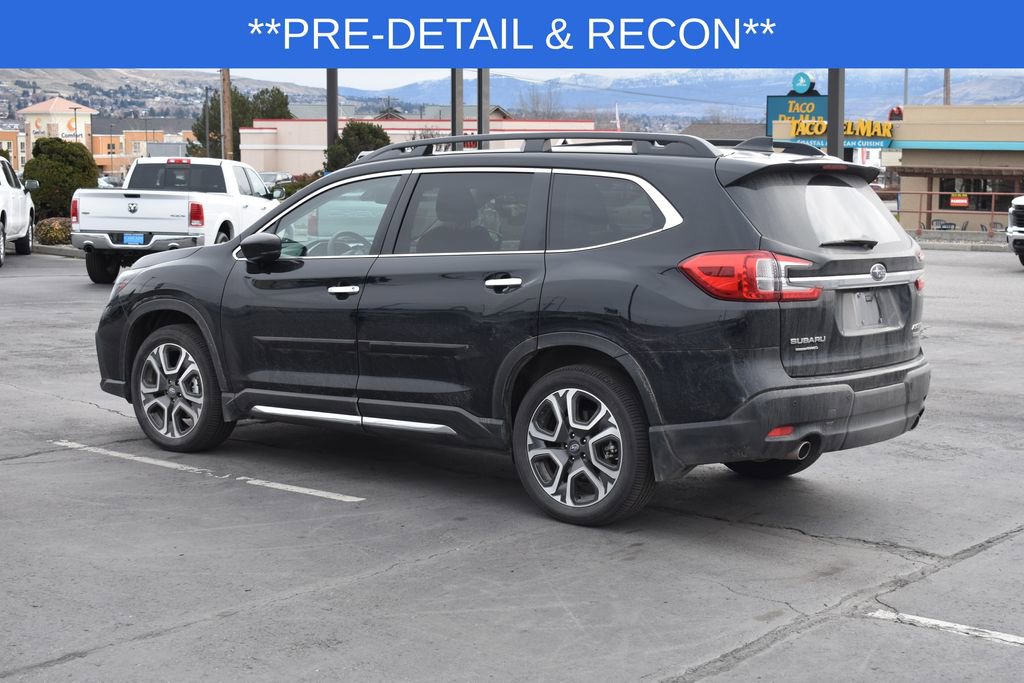 Used 2025 Subaru Ascent Touring image 3