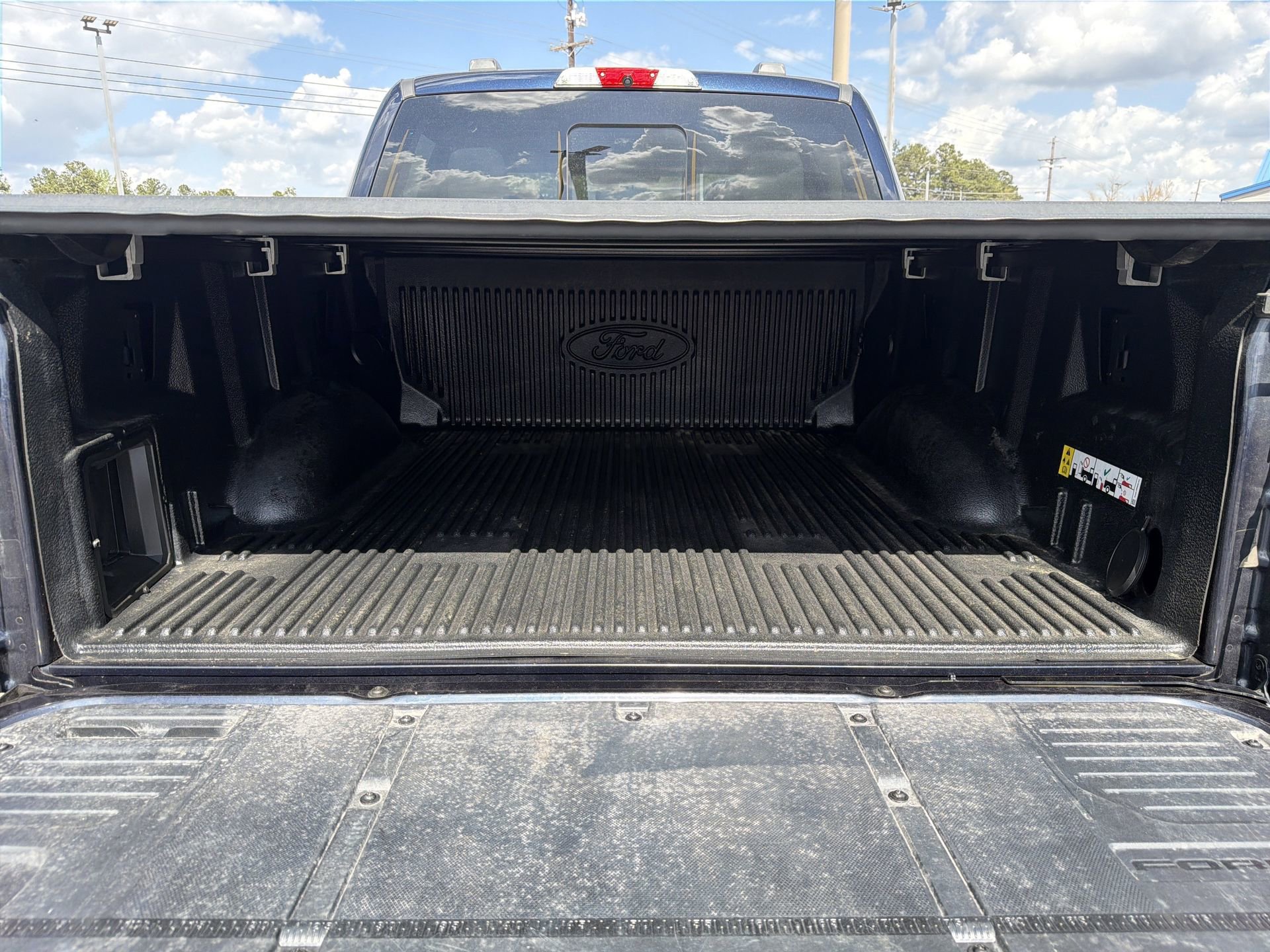 Certified 2022 Ford F150 XLT w/ Equipment Group 302A High image 26