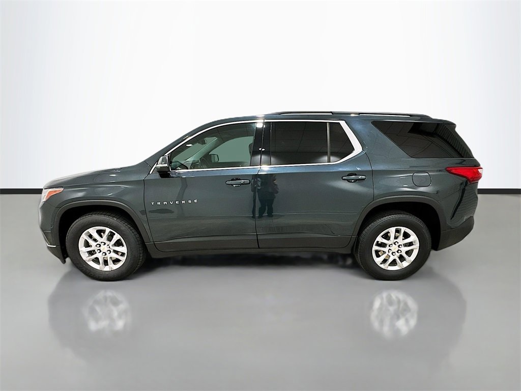 Used 2021 Chevrolet Traverse LT image 4