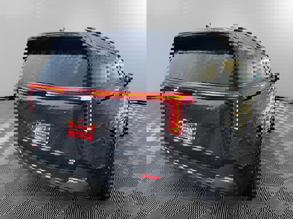 New 2026 Kia Carnival SX Prestige image 4